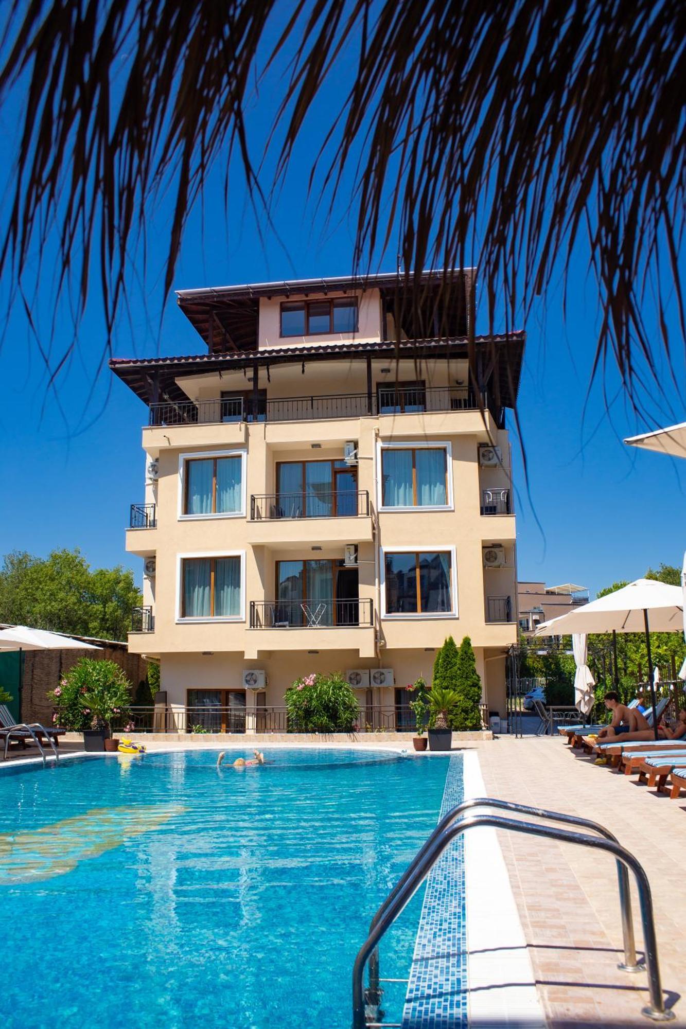 Salena Beach Hotel Primorsko Eksteriør billede