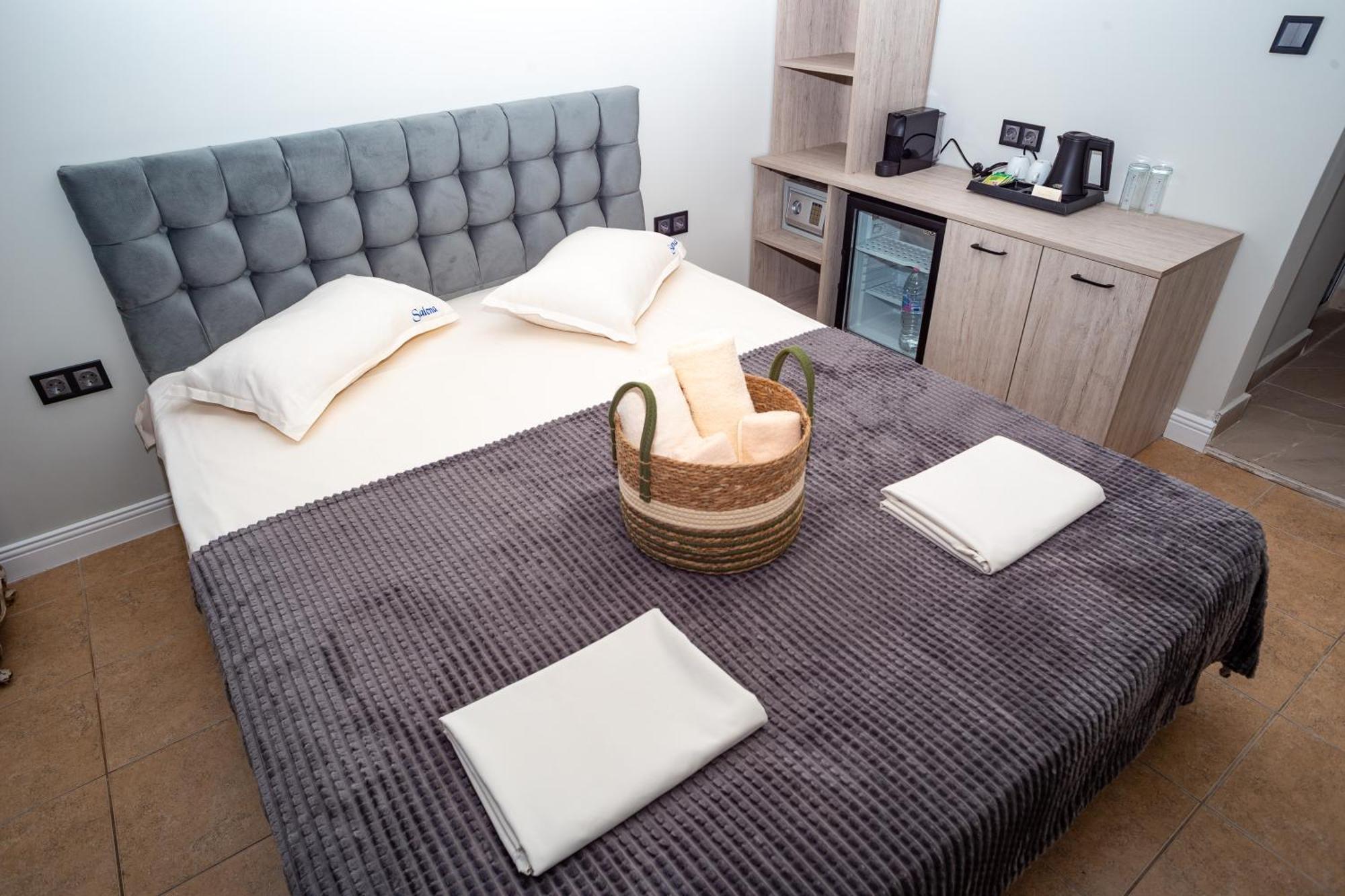 Salena Beach Hotel Primorsko Eksteriør billede