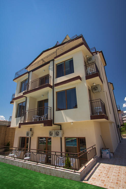 Salena Beach Hotel Primorsko Eksteriør billede