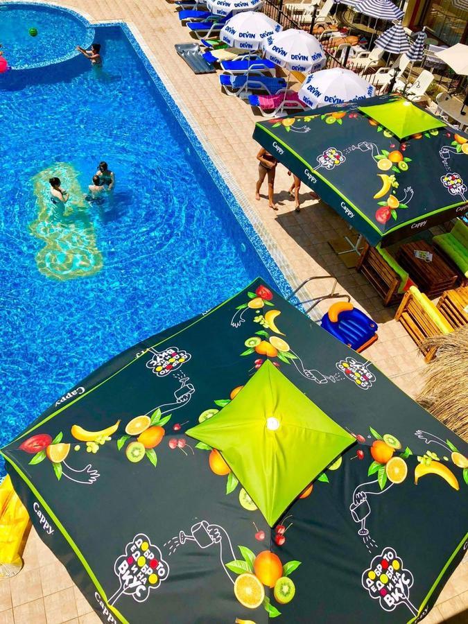 Salena Beach Hotel Primorsko Eksteriør billede